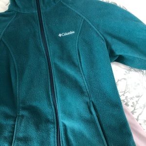 •Teal/Emerald Green Columbia Fleece•